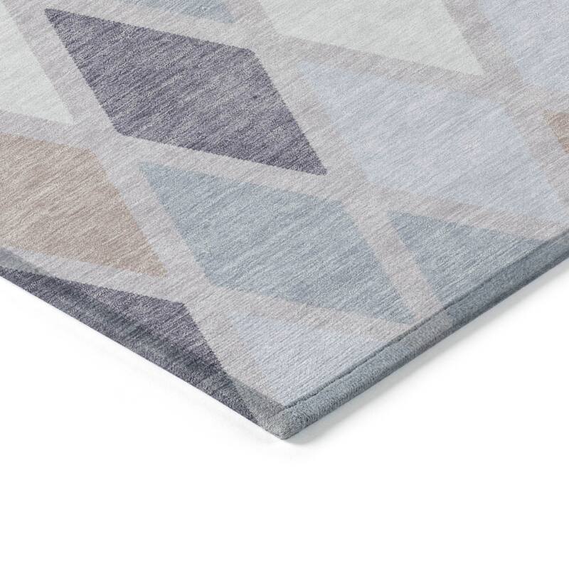 HomeRoots Geometric Transitional Rectangle Outdoor Rug