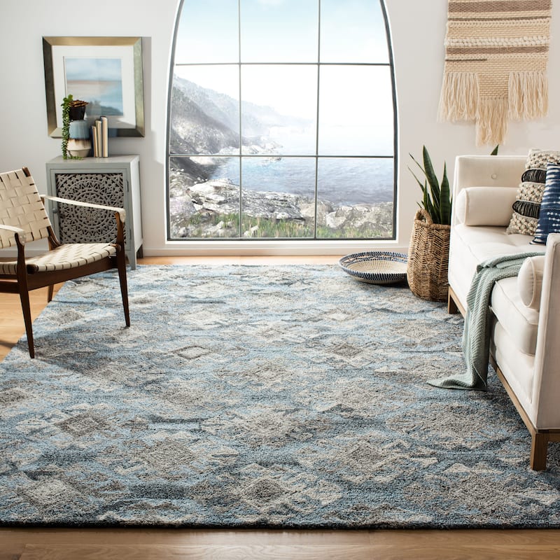 SAFAVIEH Handmade Abstract Arcangela Modern Wool Rug - 8' x 10' - Grey/Black