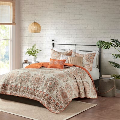 6 Piece Reversible Quilt Set with Throw Pillows Orange Full/Queen