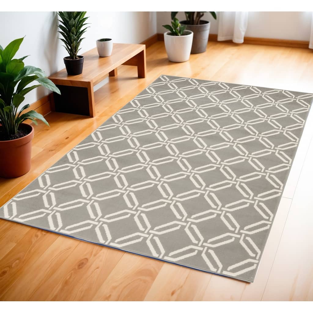 Femeg Power Loomed Stain Resistant Durable Area Rug By HomeRoots - 72' X '48' X '0.5