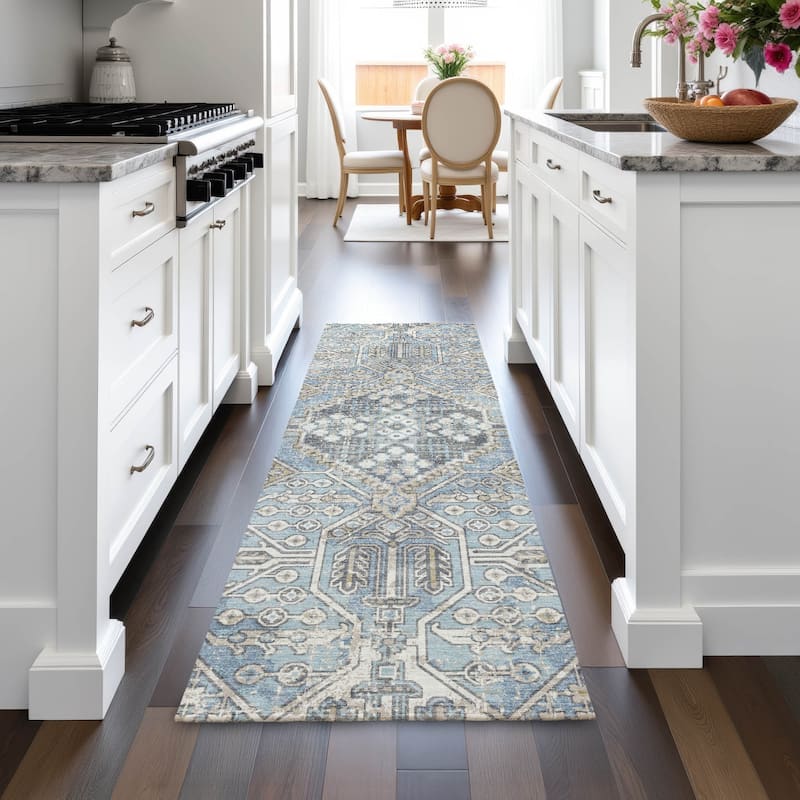 Machine Washable Indoor/Outdoor Traditional Eclectic Chantille Rug