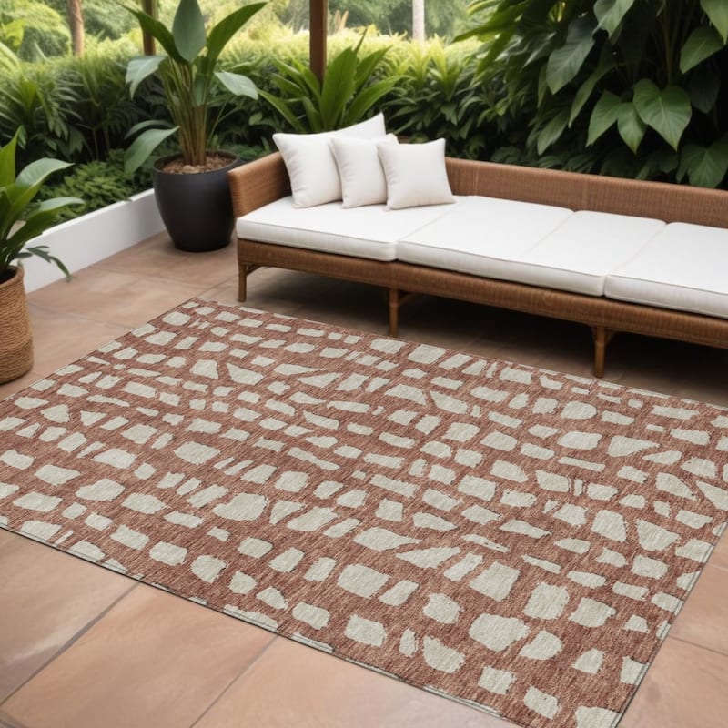 HomeRoots Abstract Transitional Rectangle Outdoor Rug - 8' X 10'