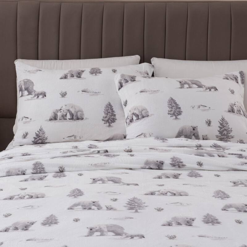 Great Bay Home Extra Soft Cozy Velvet Plush Printed Bed Sheet Set