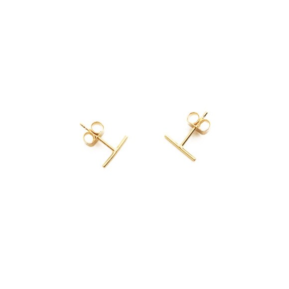 HONEYCAT Small Wire Middle Bar Stud Earrings (Delicate Jewelry)