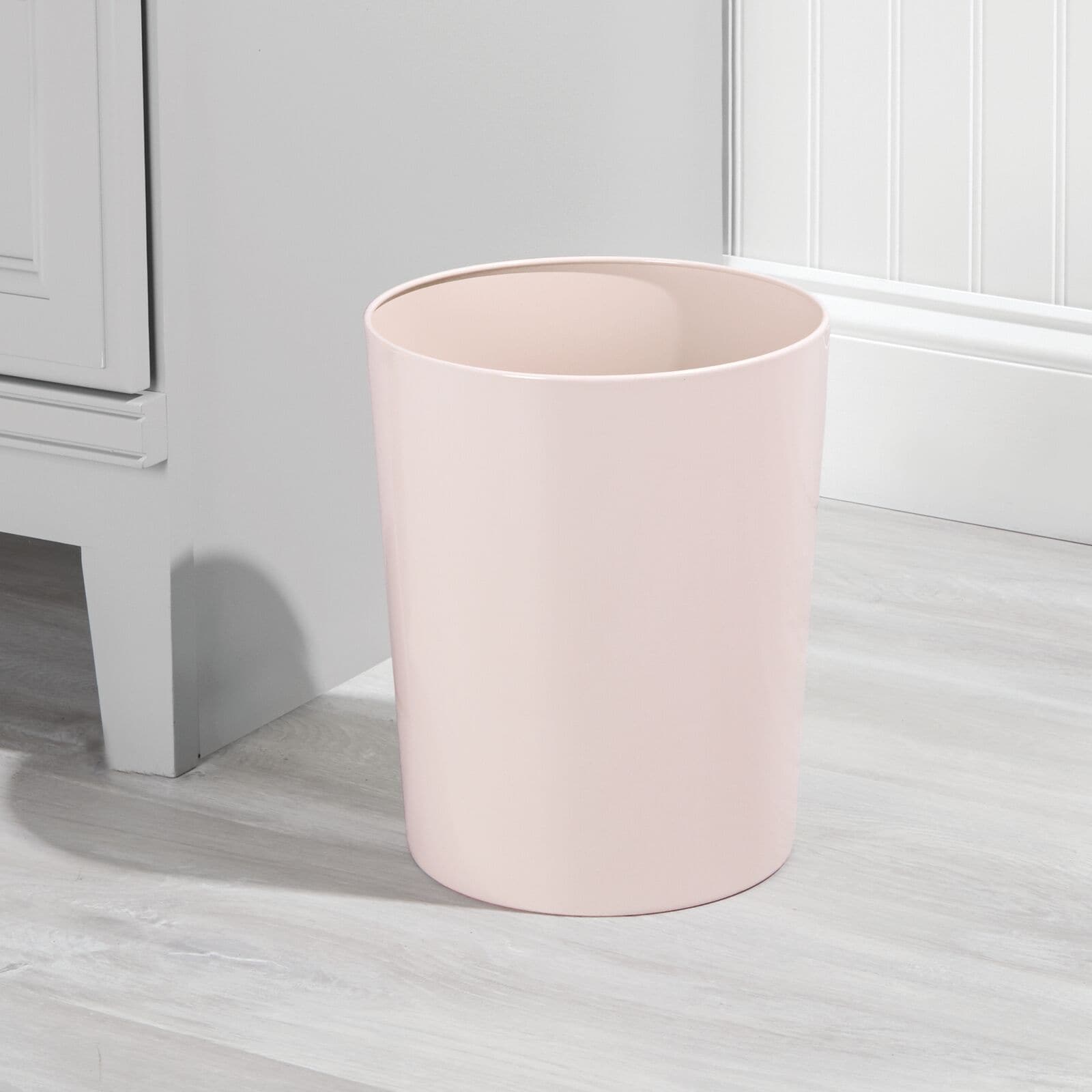 IDEËN 8L Plastic Trash Can - Small Waste Basket For Bathroom, Kitchen, Office, Dorm, Pink