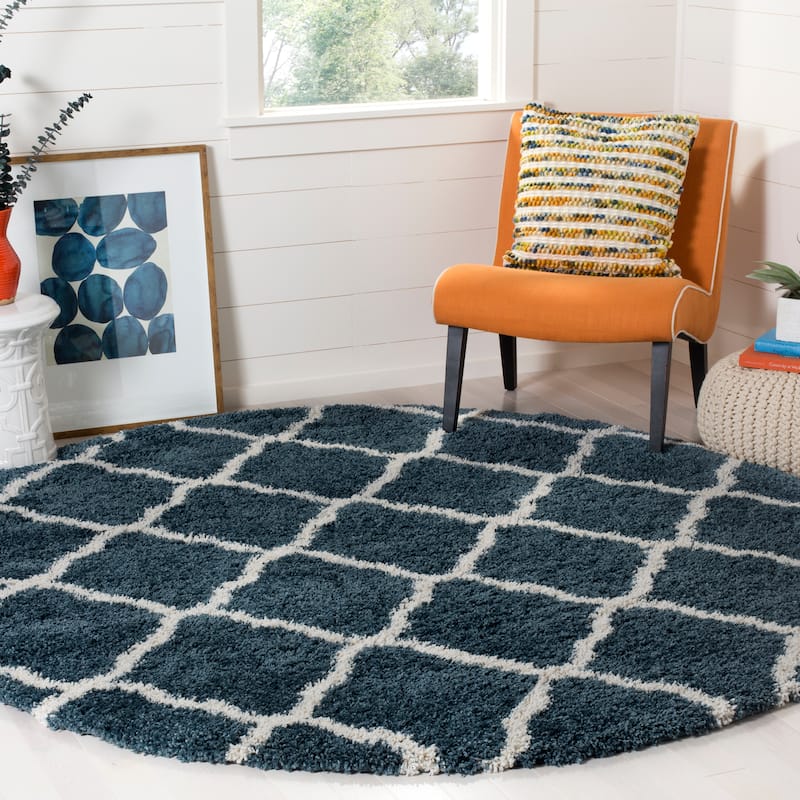SAFAVIEH Hudson Shag Athena Trellis 2-inch Thick Rug - 7' Round - Slate Blue/Ivory