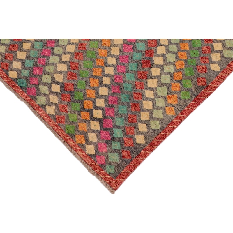 Boho Chic Balochi Stephenson Gray/Red Hand Knotted Wool Rug - 4'2'' x 6'1''