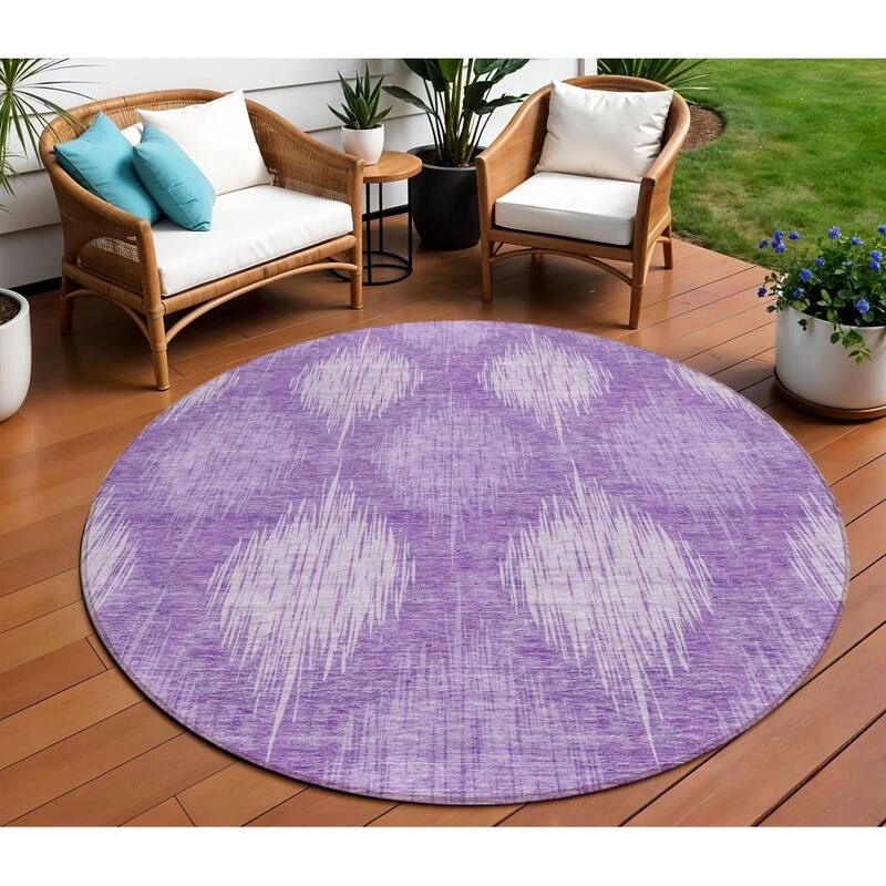 HomeRoots Ikat Transitional Rectangle Outdoor Rug - 8' Round