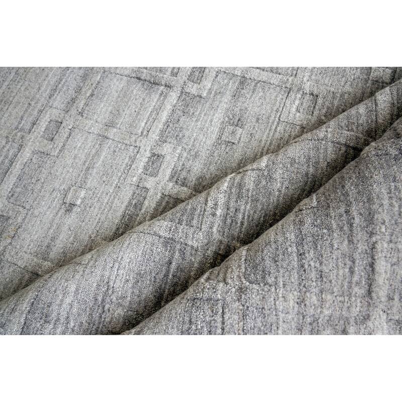 EXQUISITE RUGS Castelli Hand-loomed Bamboo Silk/Wool Grey Area Rug.