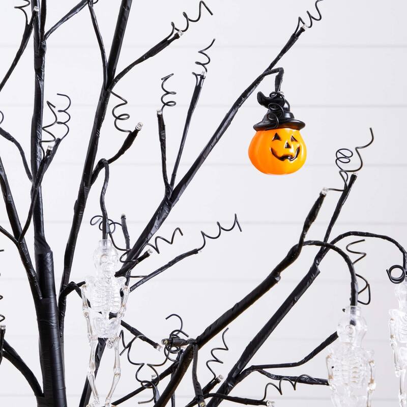 Pre-Lit Halloween Skulls and Pumpkins Artificial Twig Tree - 5' - LED Lights