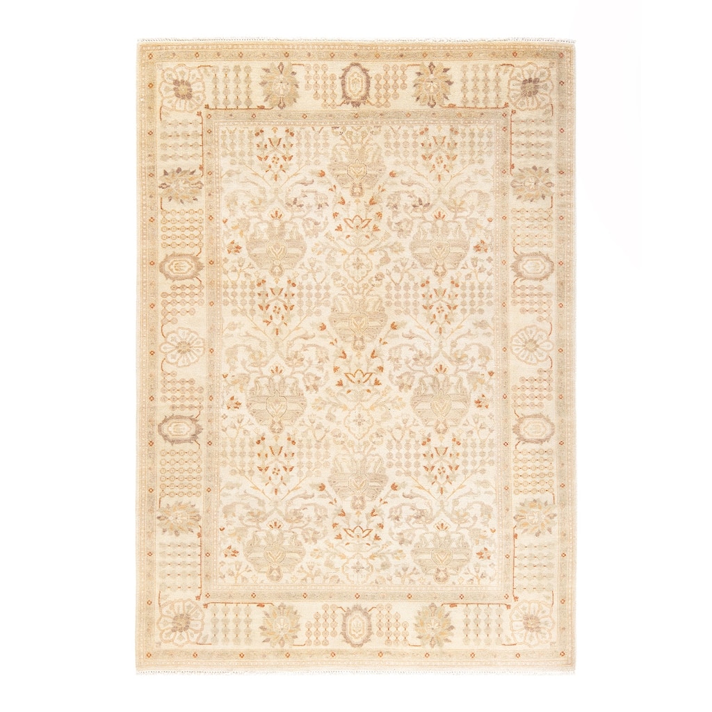 Overton Hand Knotted Wool Traditional Oriental Ivory Area Rug - 4' x 6'