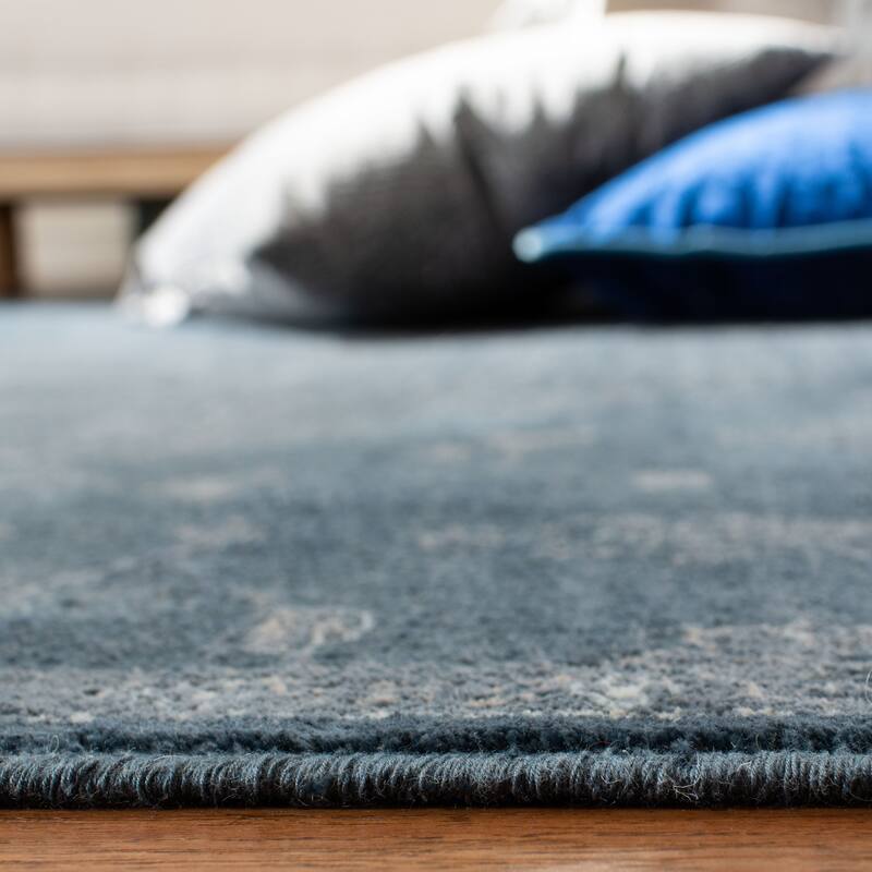 SAFAVIEH Vintage Ilsefriede Oriental Viscose Rug