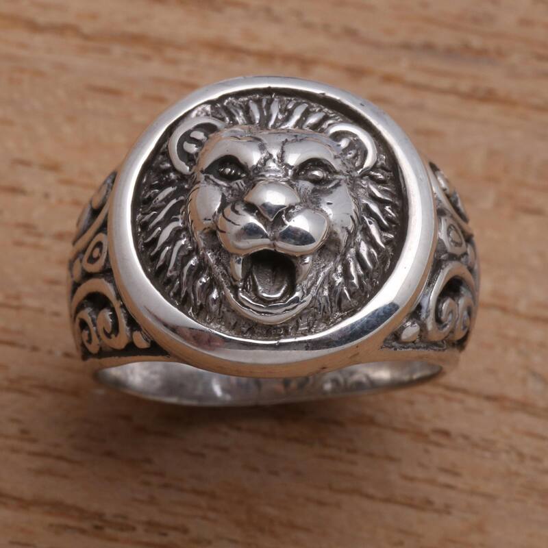Novica Handmade Lion Strength Men'S Sterling Silver Ring
