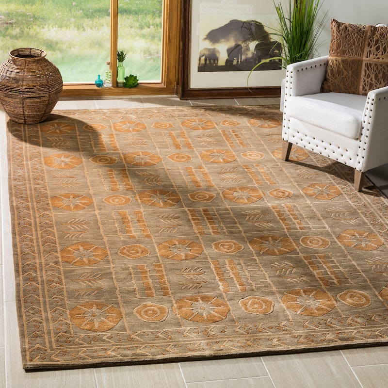 SAFAVIEH Couture Hand-knotted Tibetan Sasja Modern Wool Rug - 6' x 9' - Green/Peach