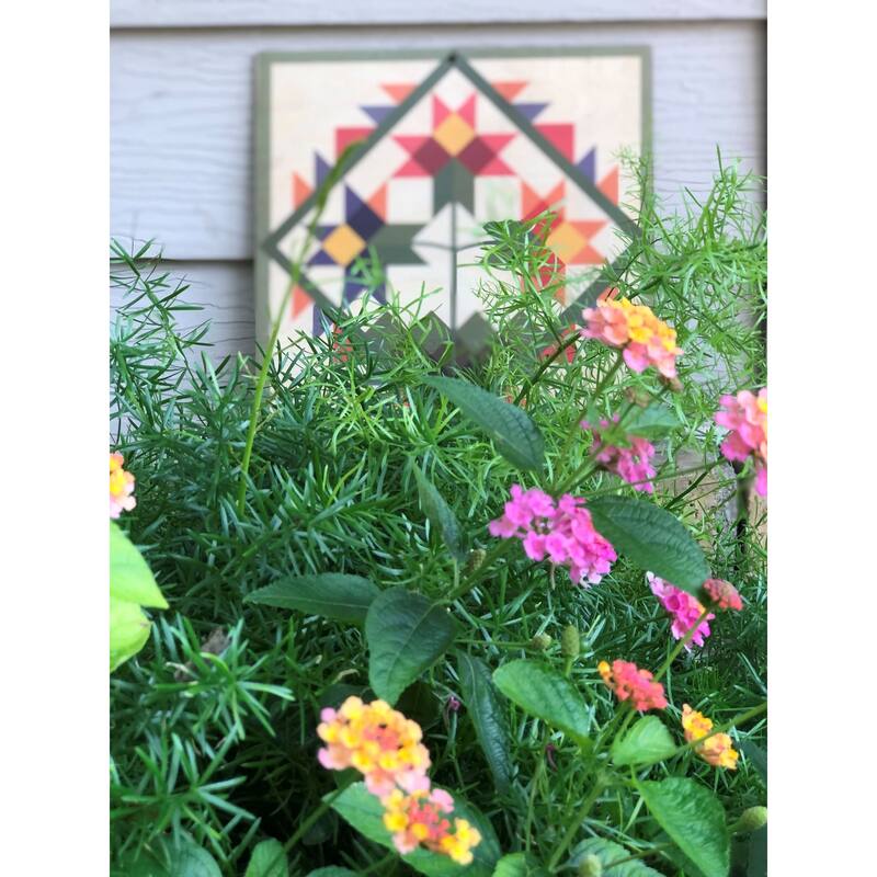 Zylina Greenhouse & Garden Art - Bouquet Quilt