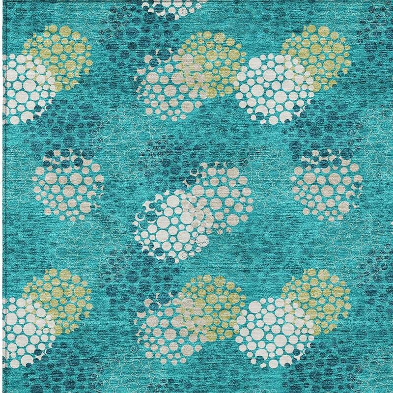 HomeRoots Polka Dot Transitional Rectangle Outdoor Rug