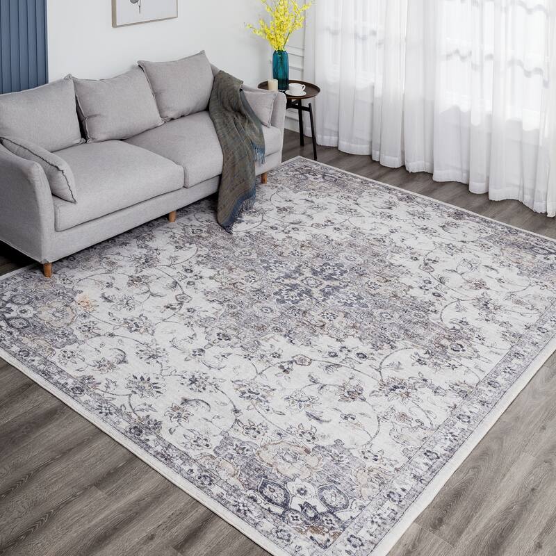 Abstract Traditional Grey Area Rug