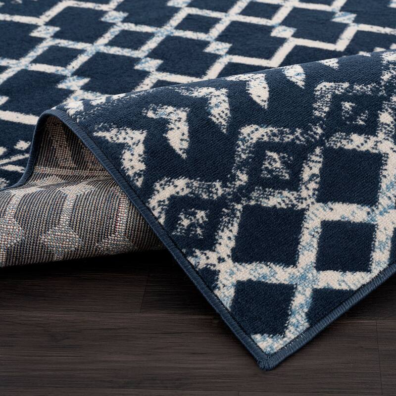 Beverly Rug Diamond Moroccan Bohemian Trellis Indoor Area Rug