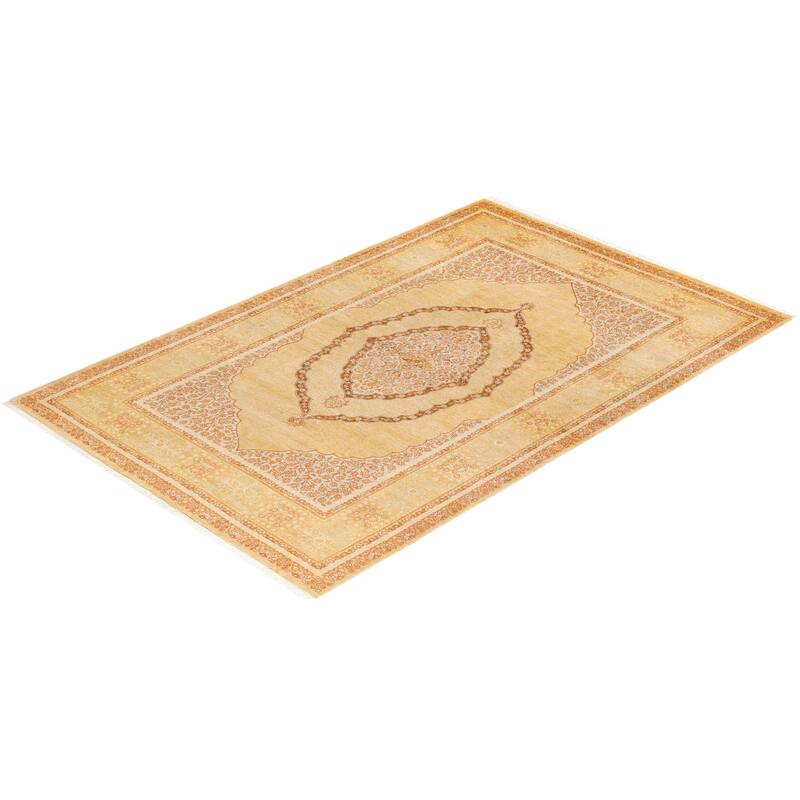 Overton Handknotted Wool Traditional Oriental Yellow Area Rug - 4' x 6'