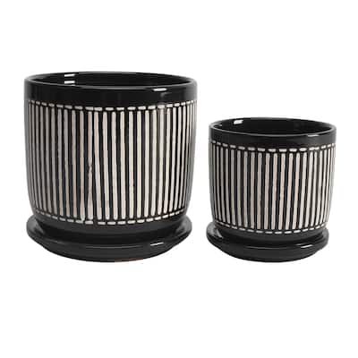 Set of 2 5, 6" Vertical Lines Planter with Saucer, Black 6"H - 6.0" x 6.0" x 6.0"