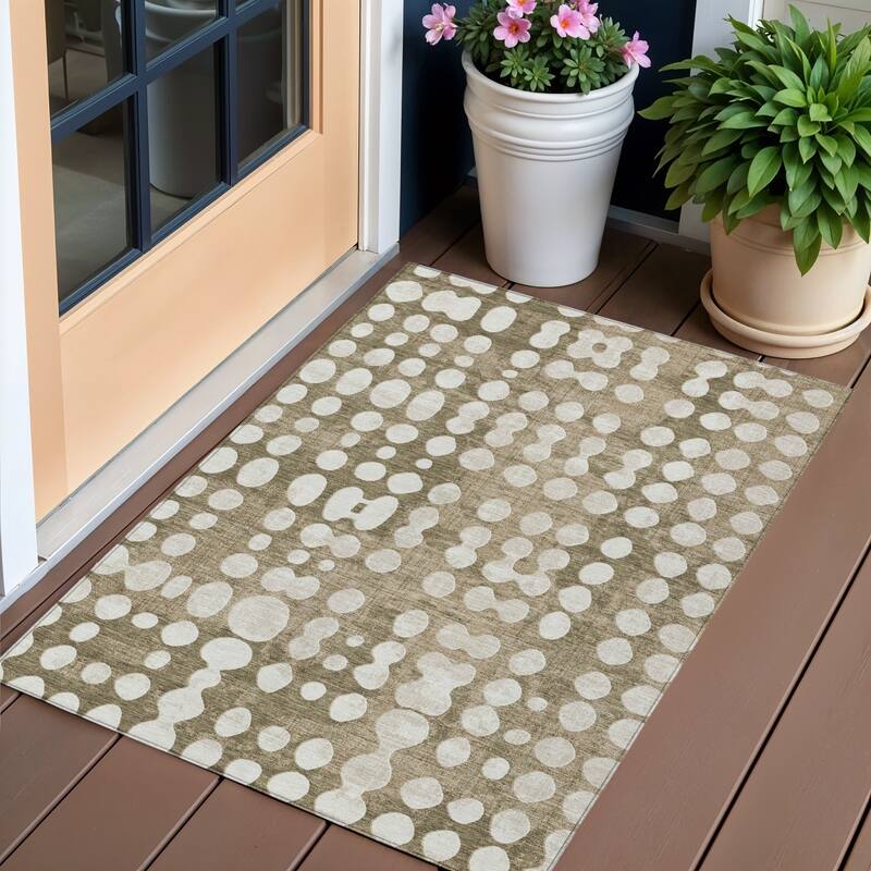 HomeRoots Abstract Transitional Rectangle Outdoor Rug - 3' x 5'