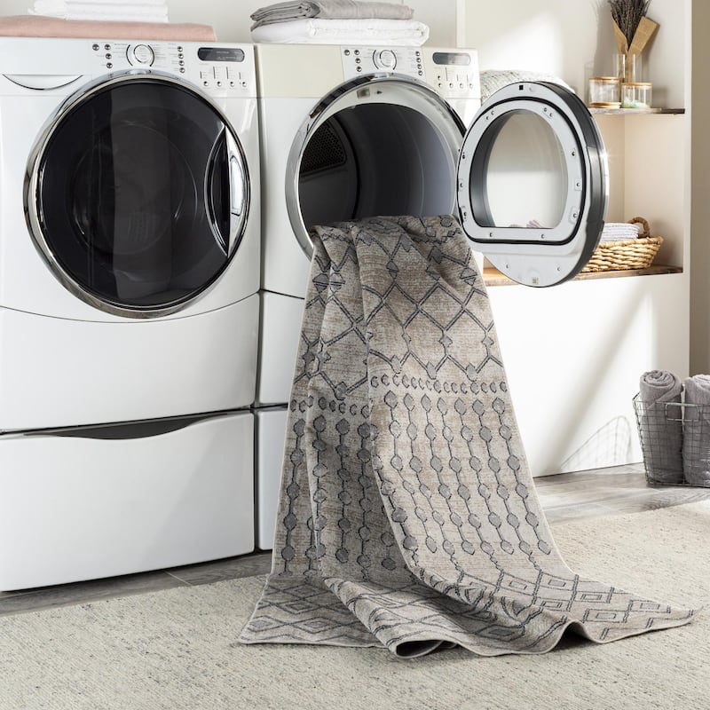 Livabliss Lavadora Bohemian Diamond Washable Area Rug