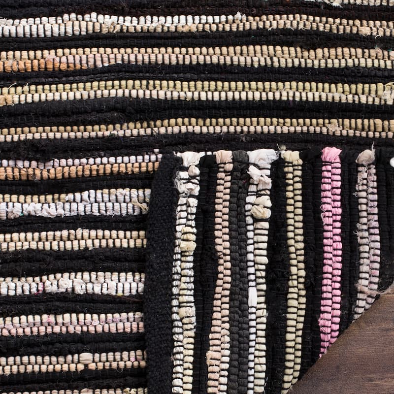 SAFAVIEH Handmade Rag Rug Sevim Casual Stripe Cotton Rug