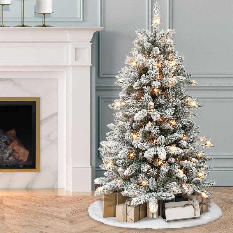 Puleo International 4.5 ft Pre-Lit Flocked ‎Bennington Fir Artificial Christmas Tree - 4.5 Foot - Green
