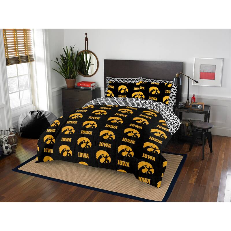 NCAA Rotary 7-piece Queen Bed in a Bag Set