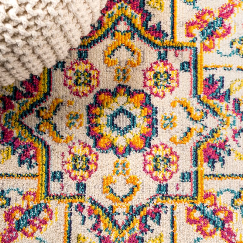 JONATHAN Y Audrey Geometric Medallion Area Rug