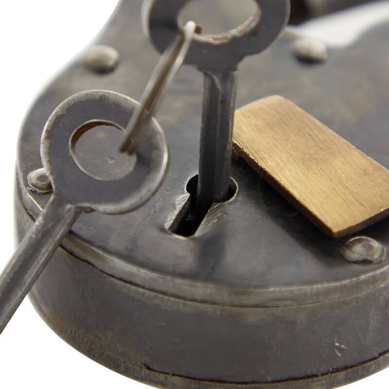 Bronze Metal Lock And Key