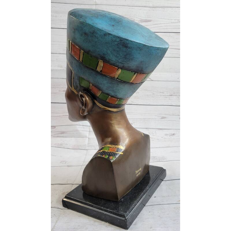 Nefertiti Egyptian Queen Pharaoh Bronze Bust Statue Sculpture Egypt Collectible 16 Inches X 10 Inches