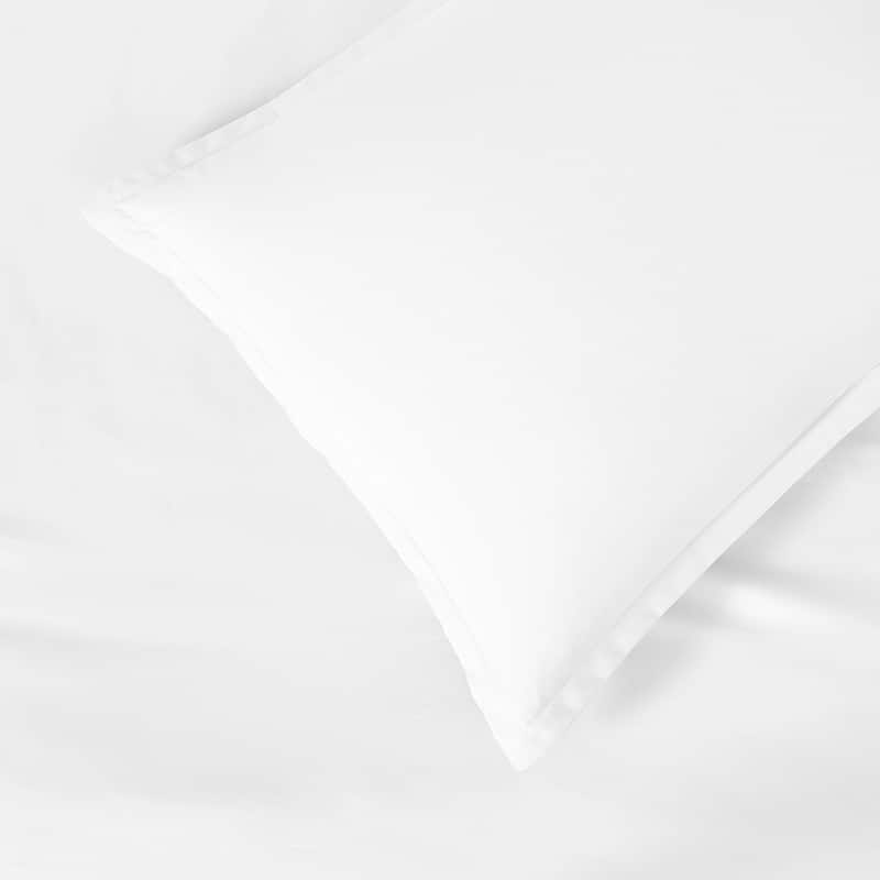 Microfiber sheet set - One fiited sheet, one flat sheet, pillow case(s)