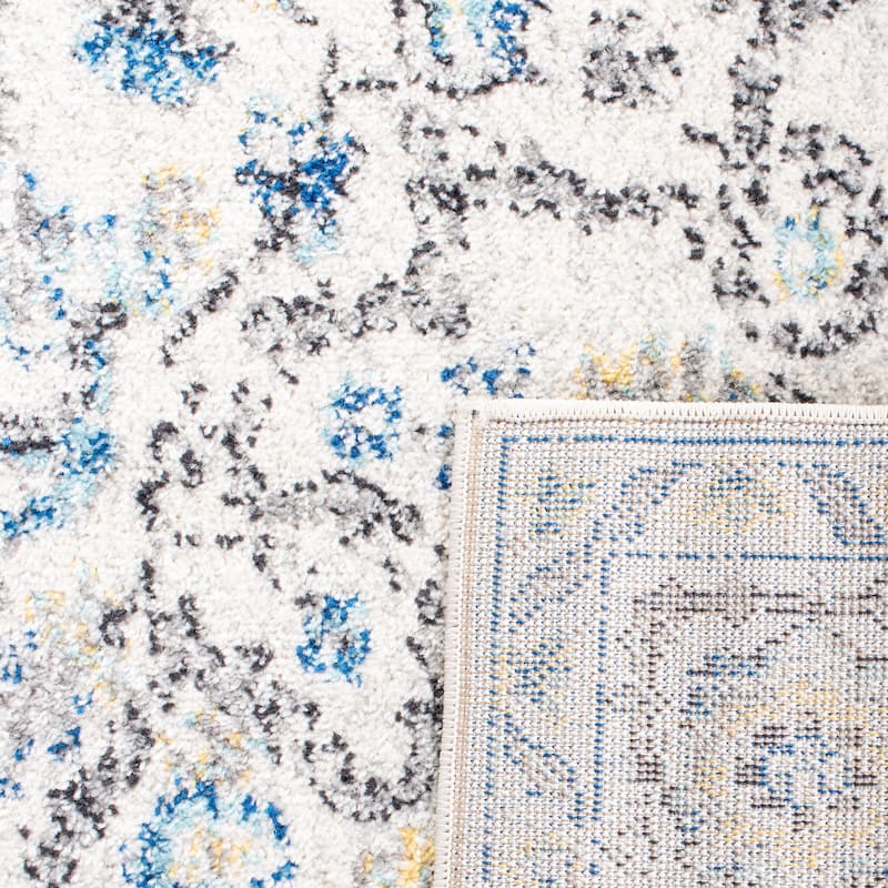 SAFAVIEH Madison Snowflake Medallion Rustic Farmhouse Distressed Rug