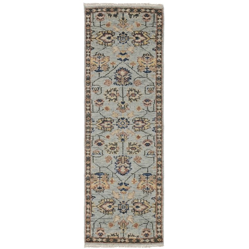 Zuyof Traditional Stain Resistant with Fringe Area Rug By HomeRoots - 96' X '30' X '0.28