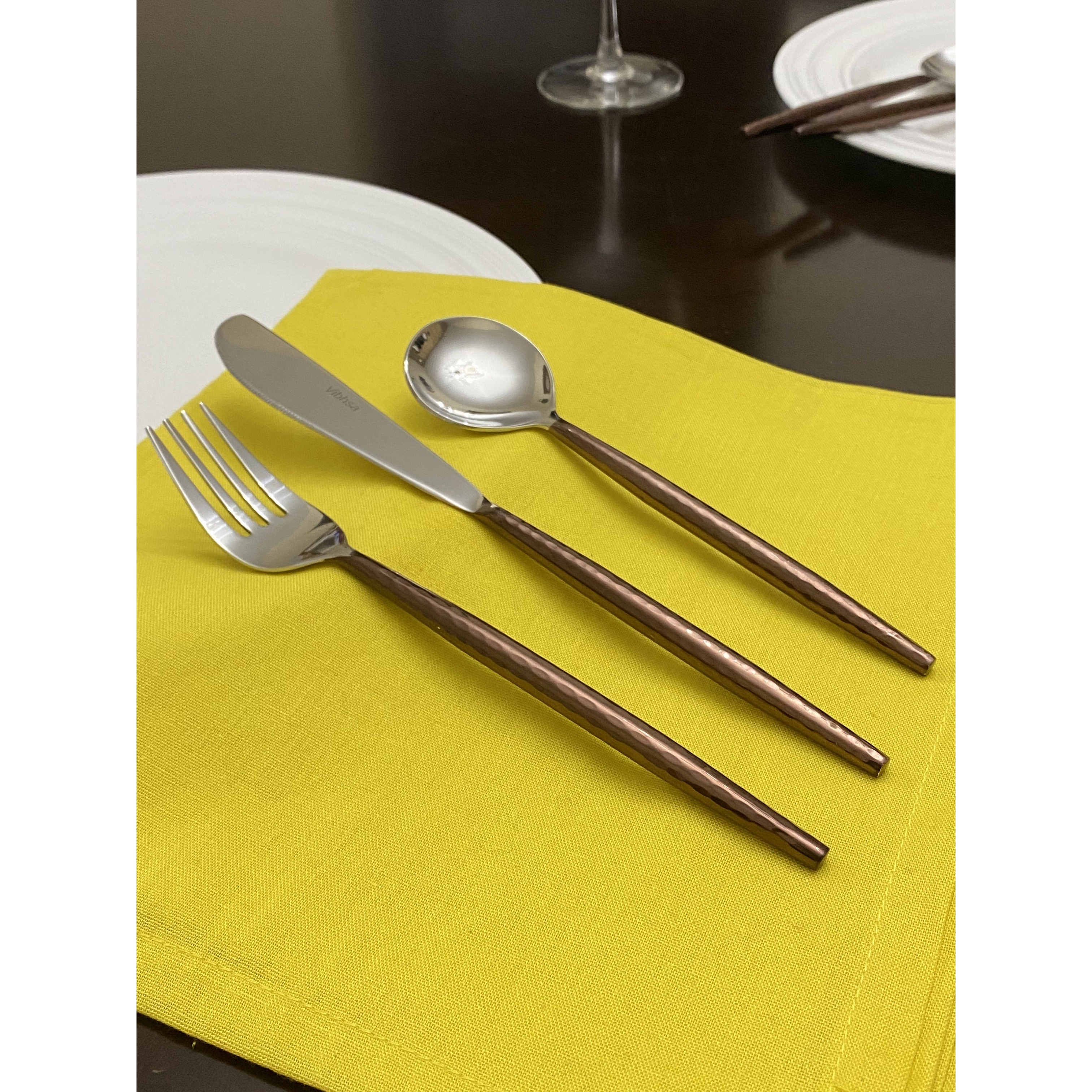 Hammered Stainless Steel Flatware 18-Piece Set (Dinner knives, Dinner Forks, Soup Spoons)