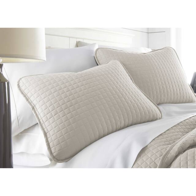 Oversized Solid 3-piece Quilt Set by Southshore Fine Linens