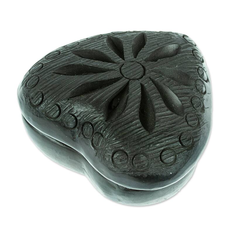 Novica Handmade Heart & Flower Barro Negro Mini Jewelry Box