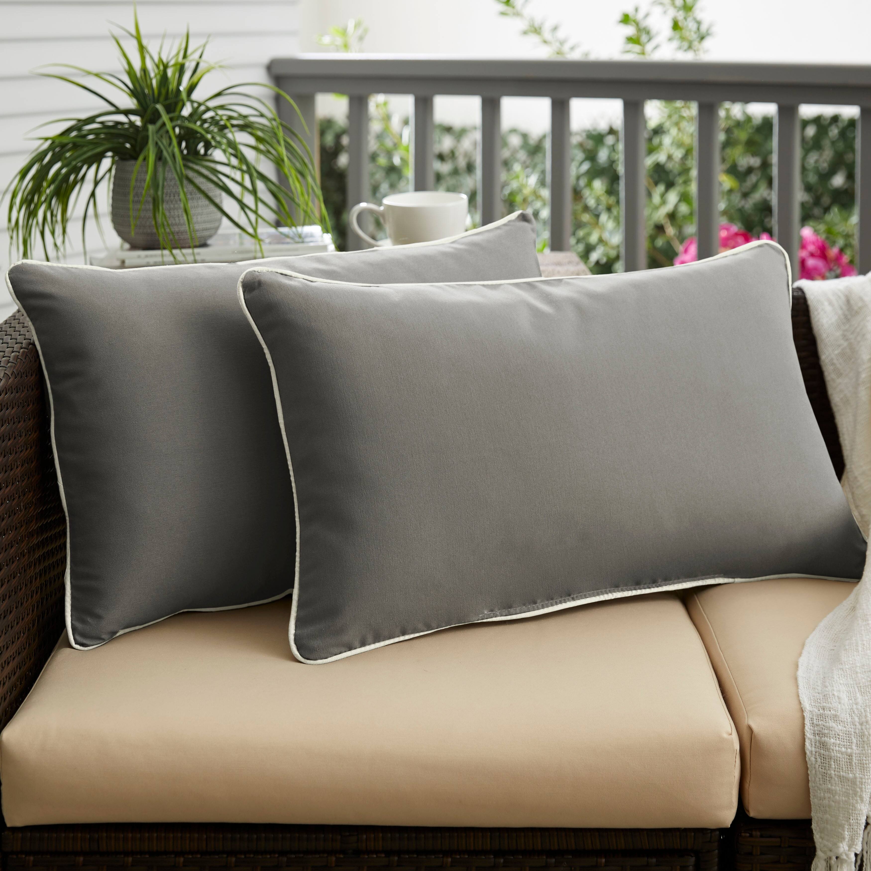 Option Sunbrella - Canvas Charcoal/Canvas Natural