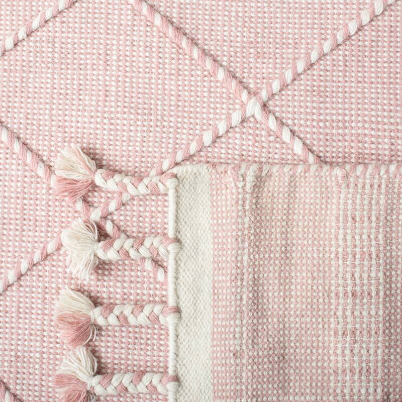 SAFAVIEH Handmade Casablanca Caty Moroccan Wool Tassel Rug