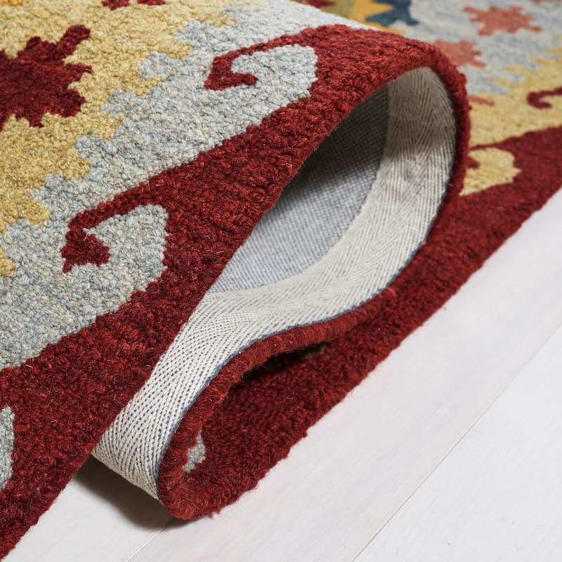 SAFAVIEH Handmade Aspen Nataliya Boho Tribal Wool Rug