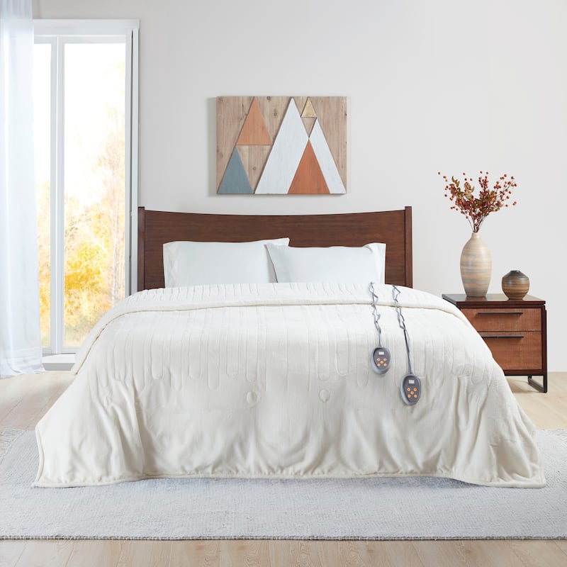 Beautyrest Solid Microlight to Berber Heated Blanket