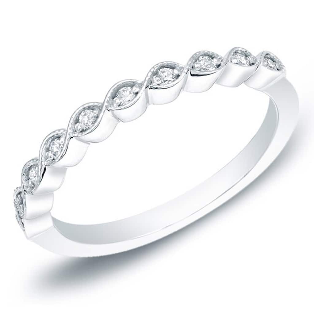 Auriya 14k Gold 1/6ctw Vintage Milgrain Diamond Wedding Band.