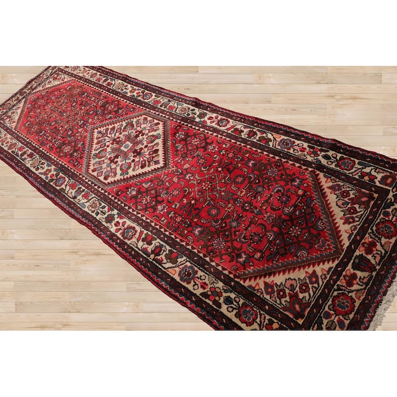 Hand Knotted Heriz Red Floral Wool Traditional Oriental Area Rug - 3' 6'' x 7' 4''