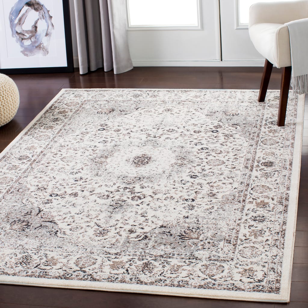 Lena Warm Gray Traditional Area Rug - 5'3" x 7'3"