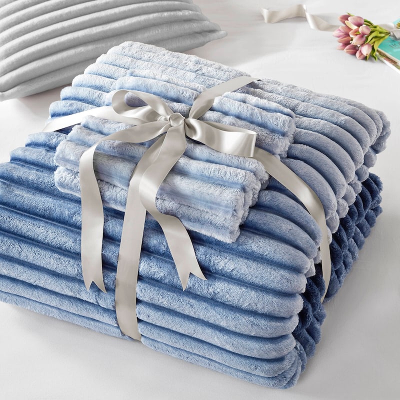 Chelsea Square Avril Fluffy Ribbed Plush Comforter Set