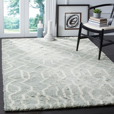 SAFAVIEH Handmade Casablanca Shag Angi Tribal Moroccan Wool Rug