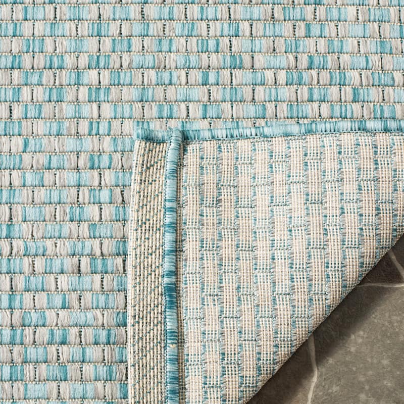 SAFAVIEH Courtyard Judi Indoor/ Outdoor Patio Backyard Rug