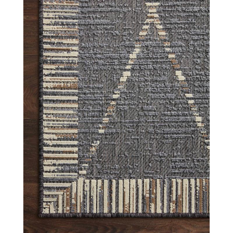 Alexander Home Renee Modern Diamond Indoor / Outdoor Rug