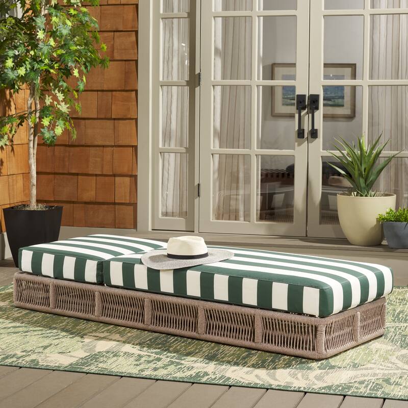 SAFAVIEH Outdoor Tinna Sun Lounger - 75"W x 25"D x 13"H